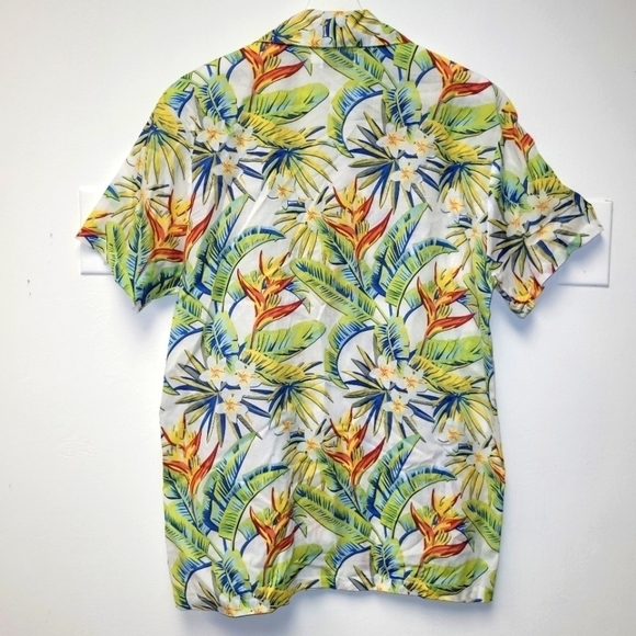 ONIA Lightweight 100% Cotton Hawaiian Floral Print Short Sleeve Shirt Size S - Picture 3 of 12